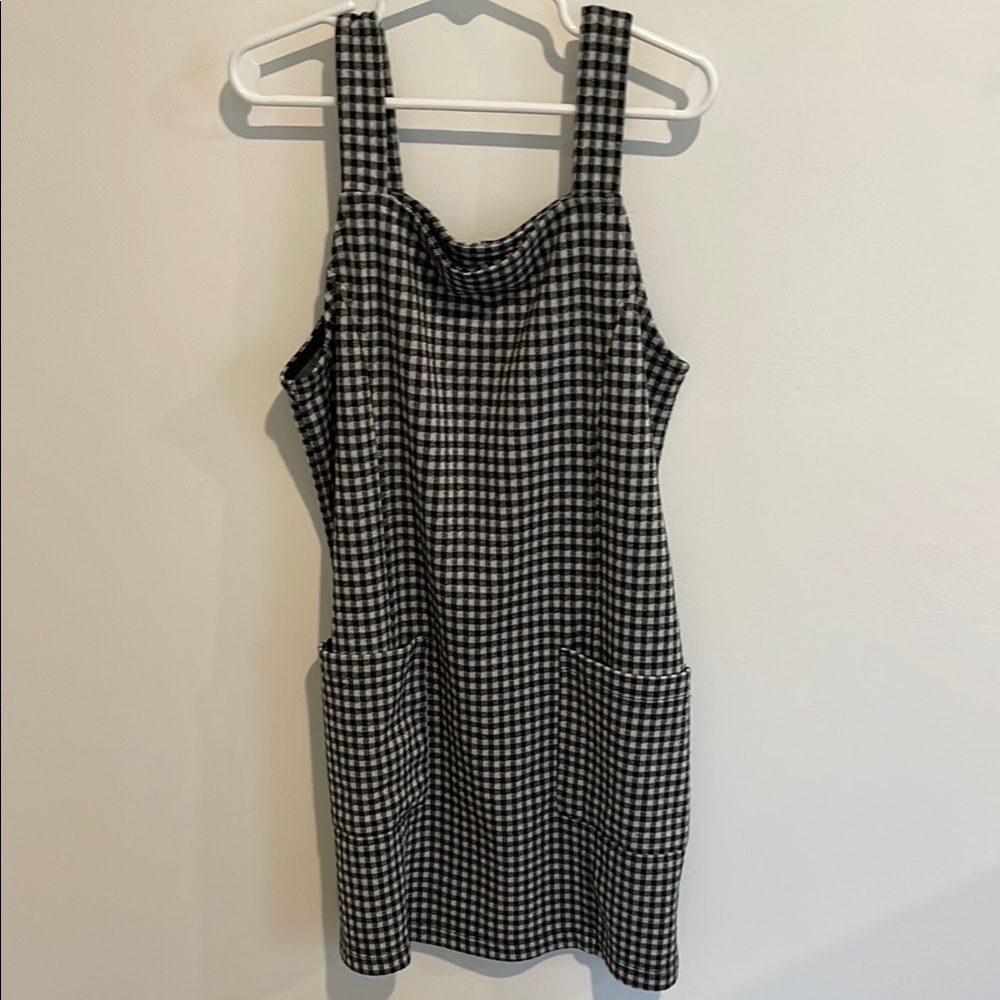 H&M Black and White Sheath Mini Dress